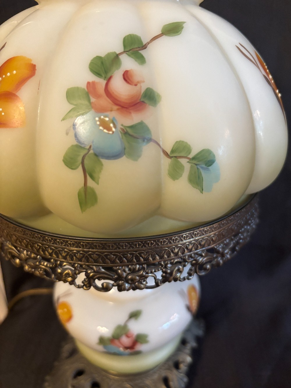 Lamp hand painted Gone With The Wind parlor hurricane lamp
