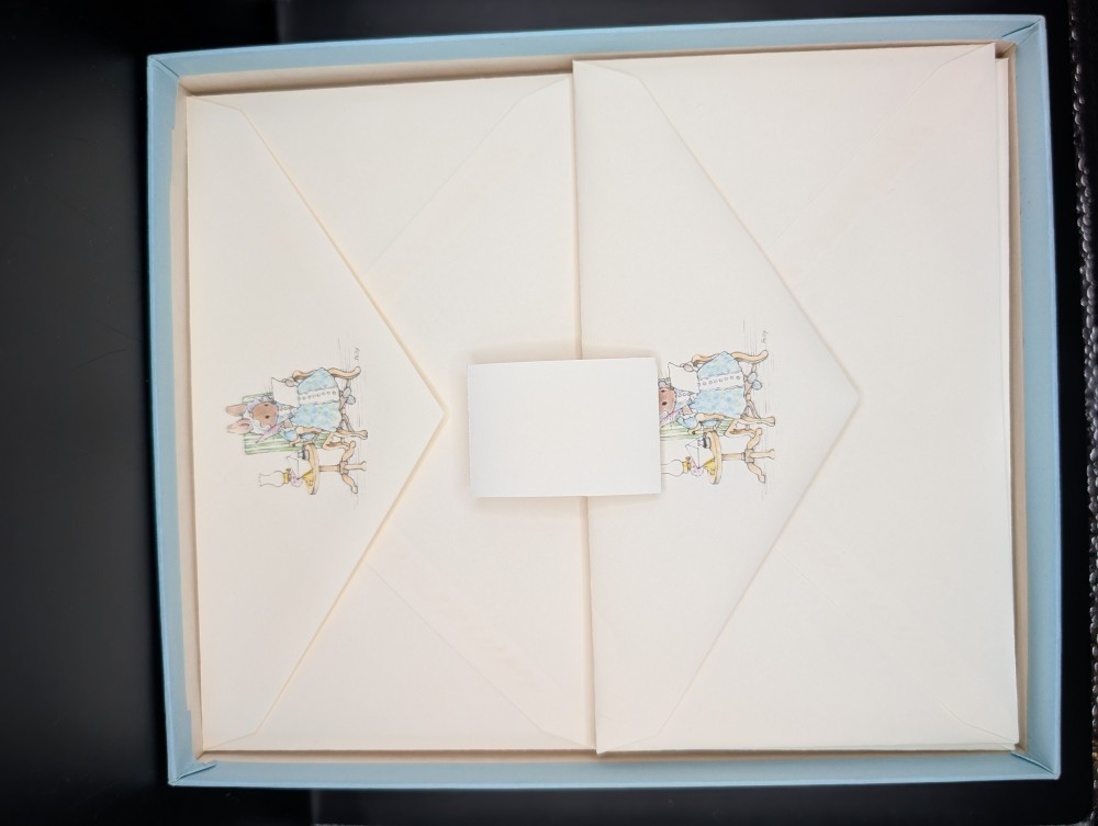 Vintage Hallmark stationery set, as is 13 envelopes +paper incomplete set