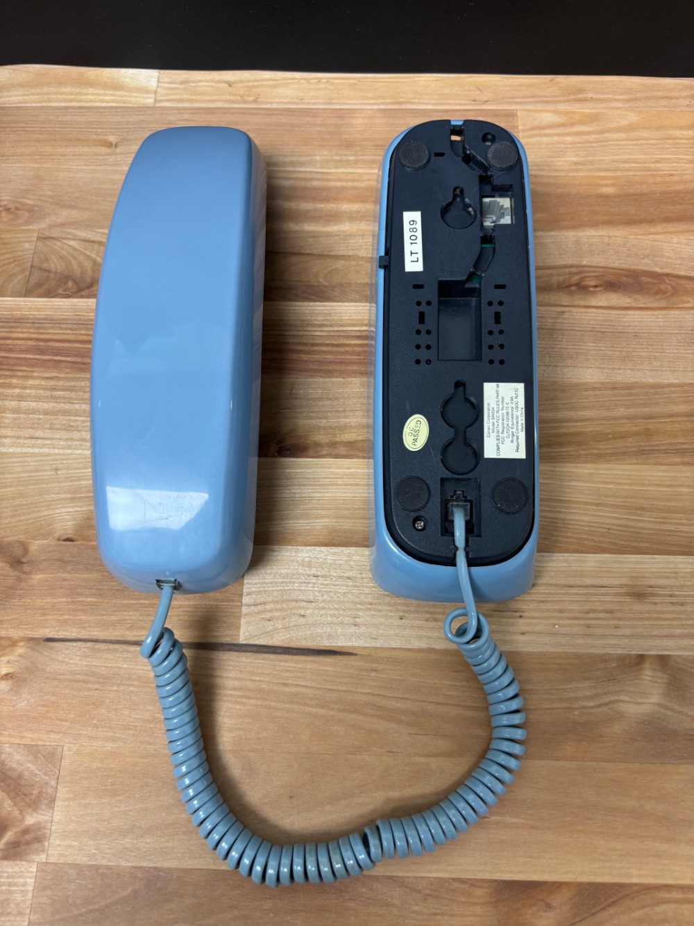 Conairphone Slim Design Blue Corded Telephone Lighted Dial Desk Wall Mount