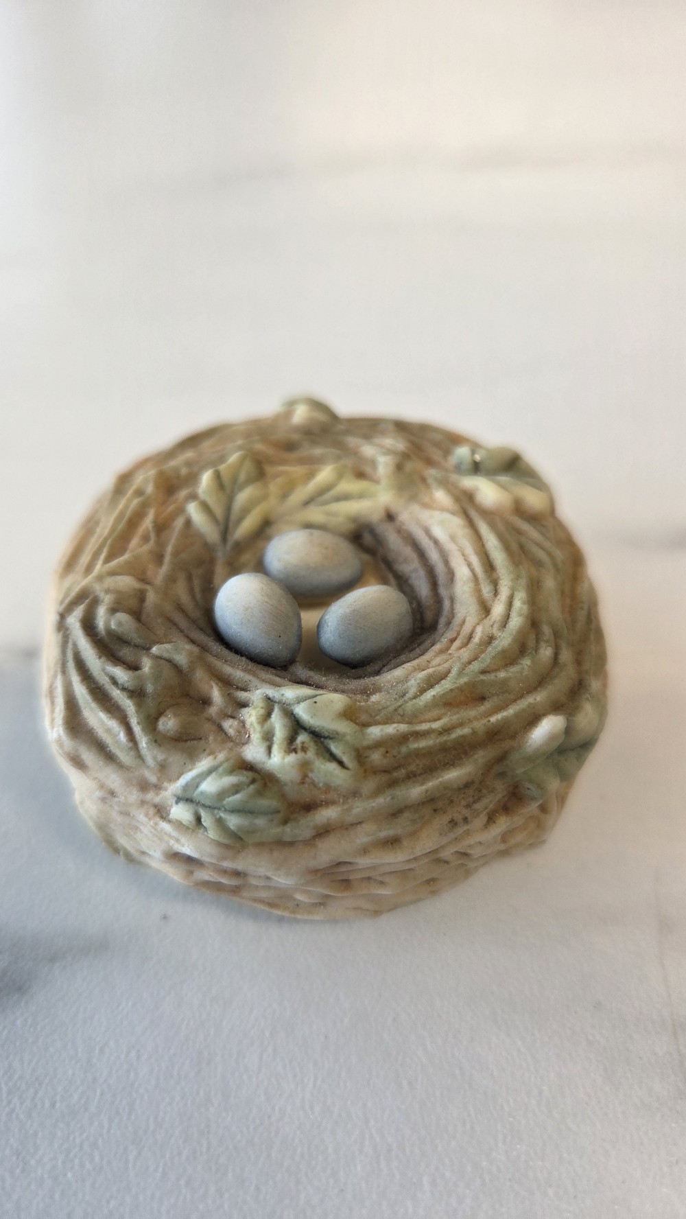 DO-1714 ceramic birds nest with eggs