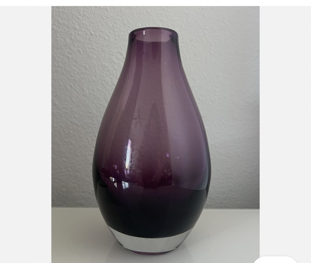 VASE, AMYTHIST CRATE & BARREL COMO