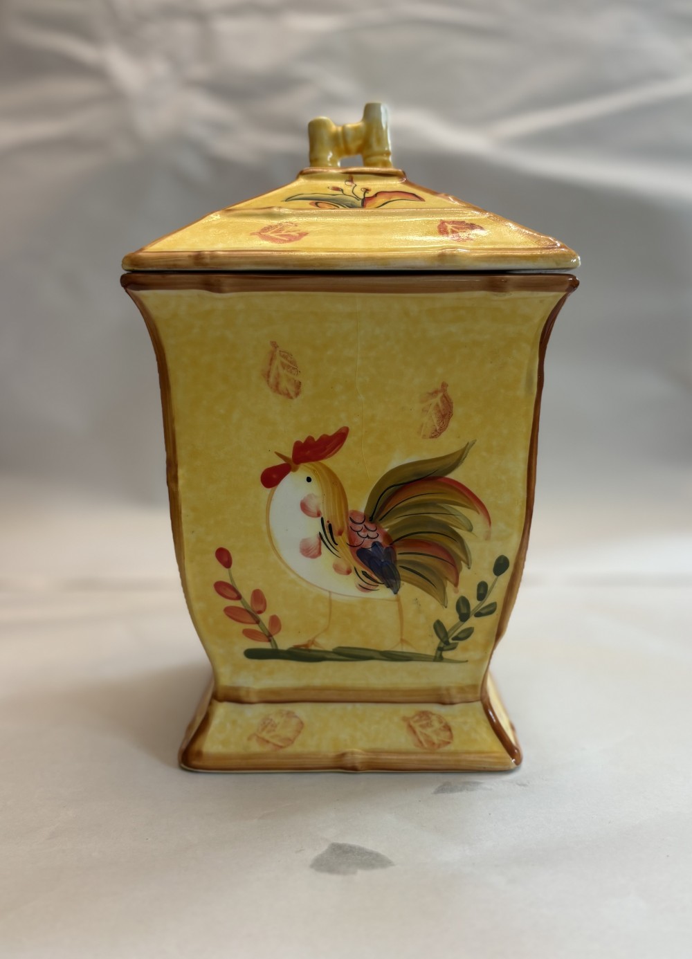 Vintage Bamboo Rooster Ceramic Kitchen Canister with Lid