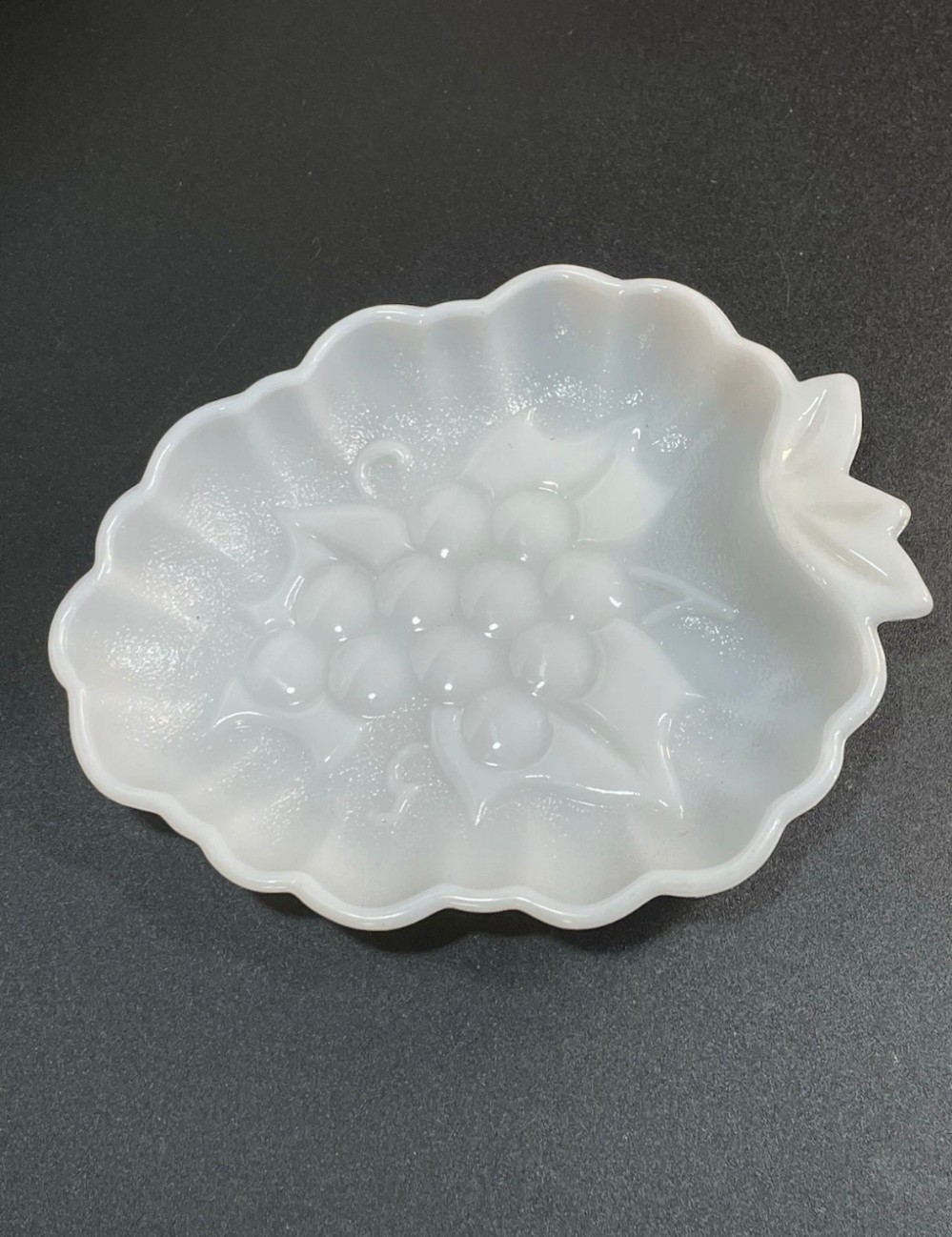 Milk Glass Grape Leaf Nut Dish White Westmoreland Paneled Grape Candy Dish 6