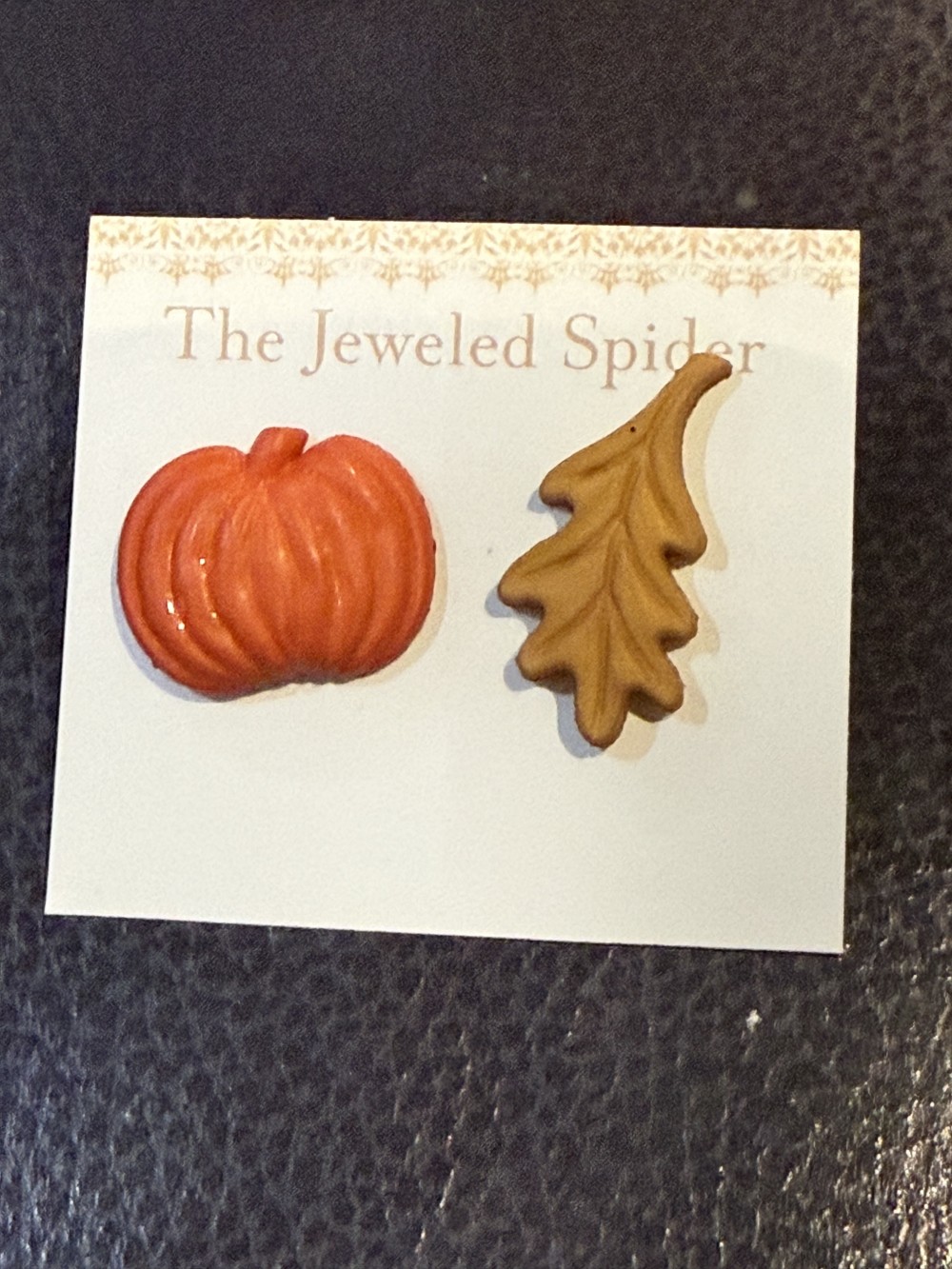 Stud Earrings - Pumpkin and leaf