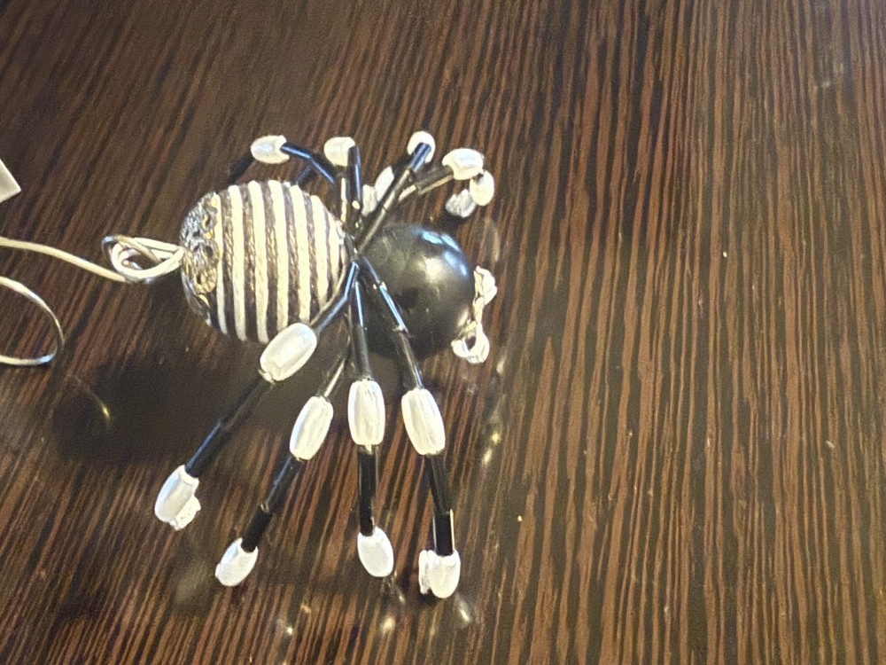 Ornament Spider M Black and White Stripped
