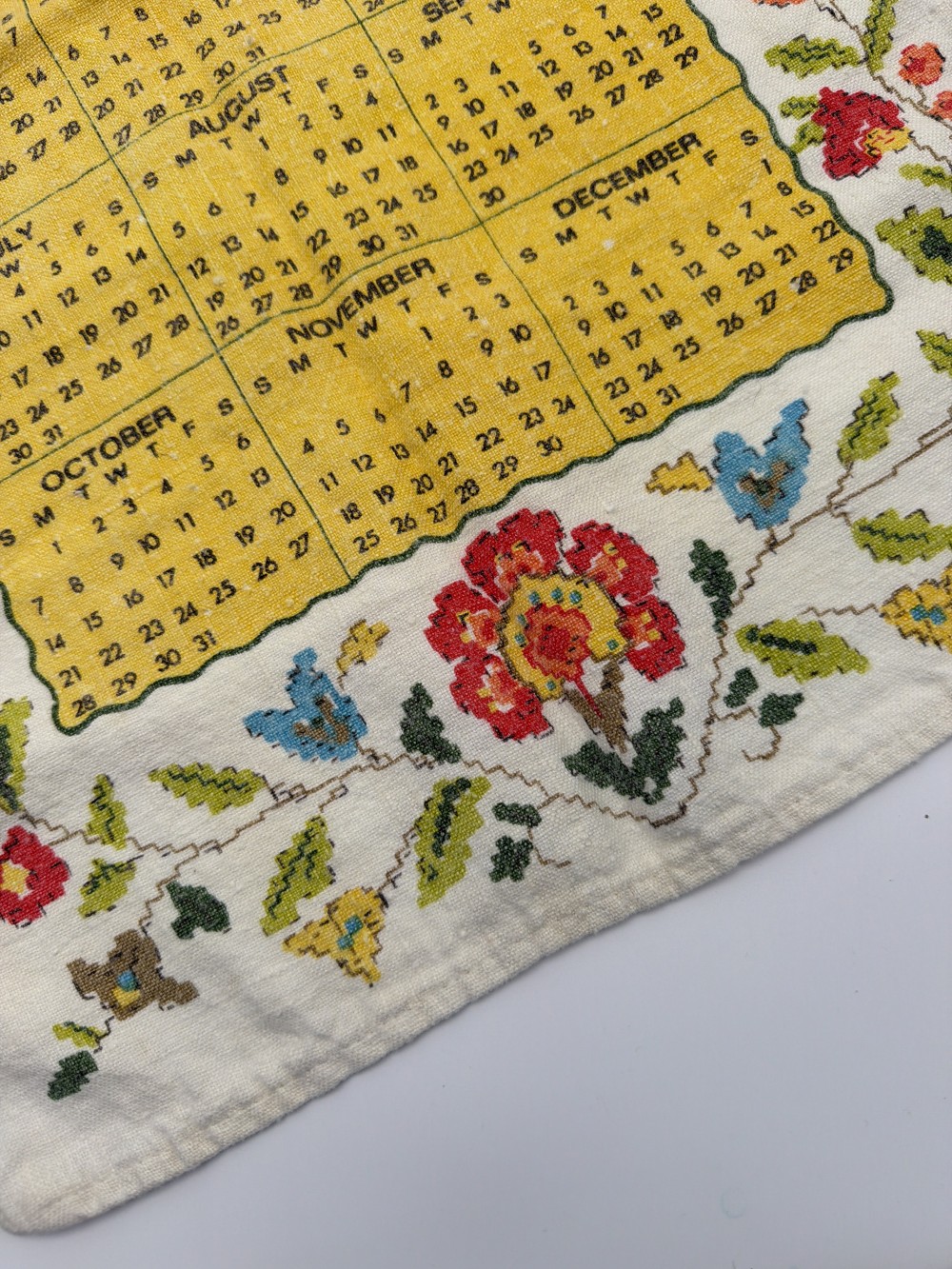 Vintage 1979 Calendar Towel Americana Folk Art