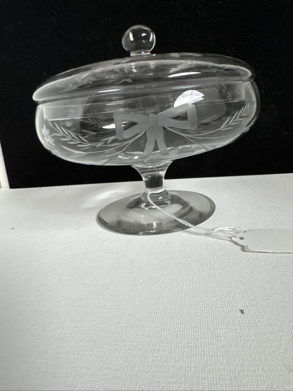 PEDISTAL CANDY DISH,FROSTED ETCHED GLASS DESIGN