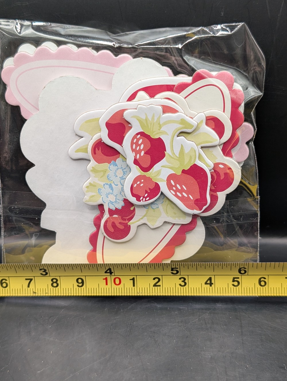 Berry/floral chipboard ephemera packet
