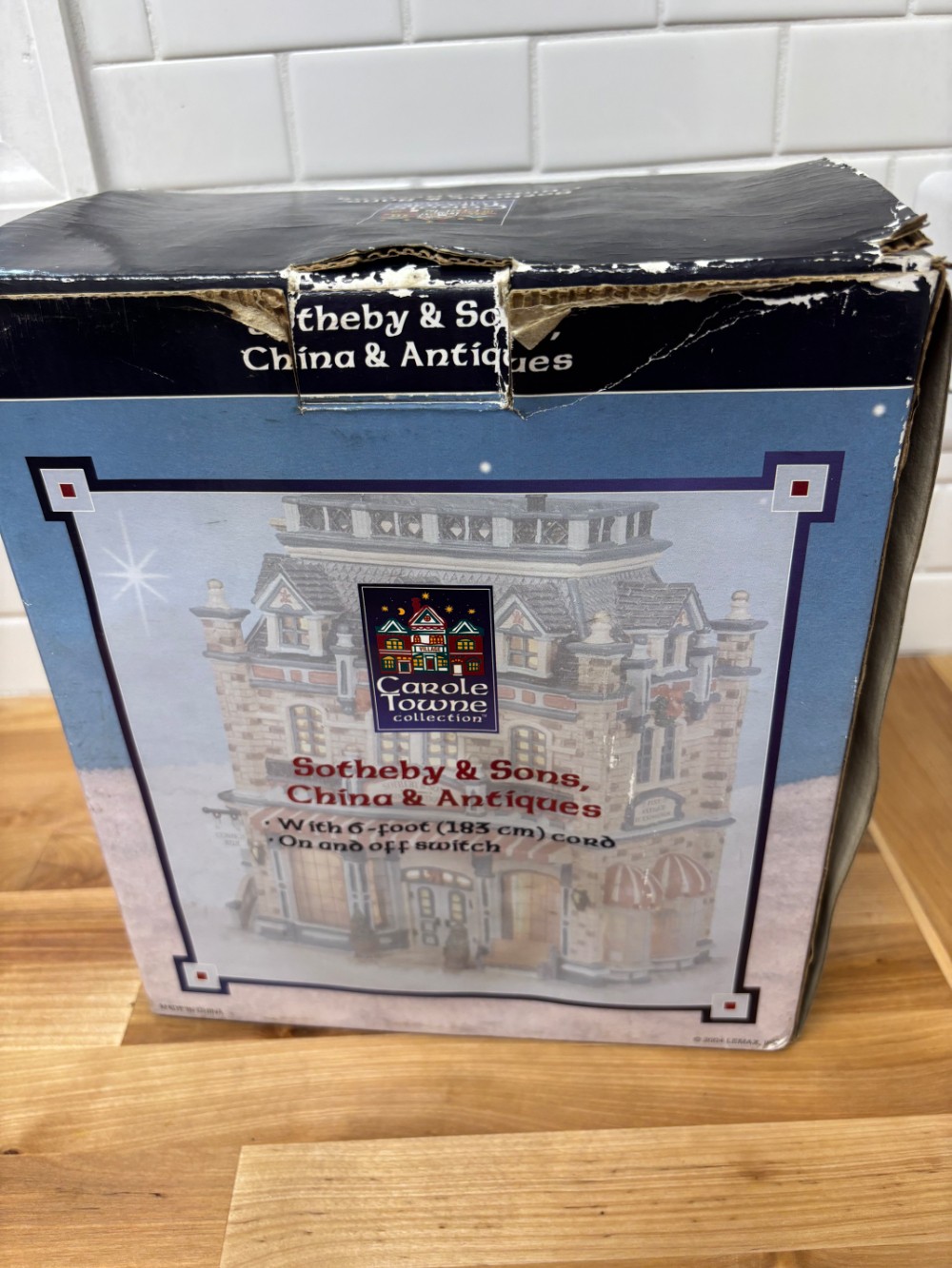 Sotheby & Sons China & Antiques Carole Towne 2004 Lighted Christmas Village Lemax
