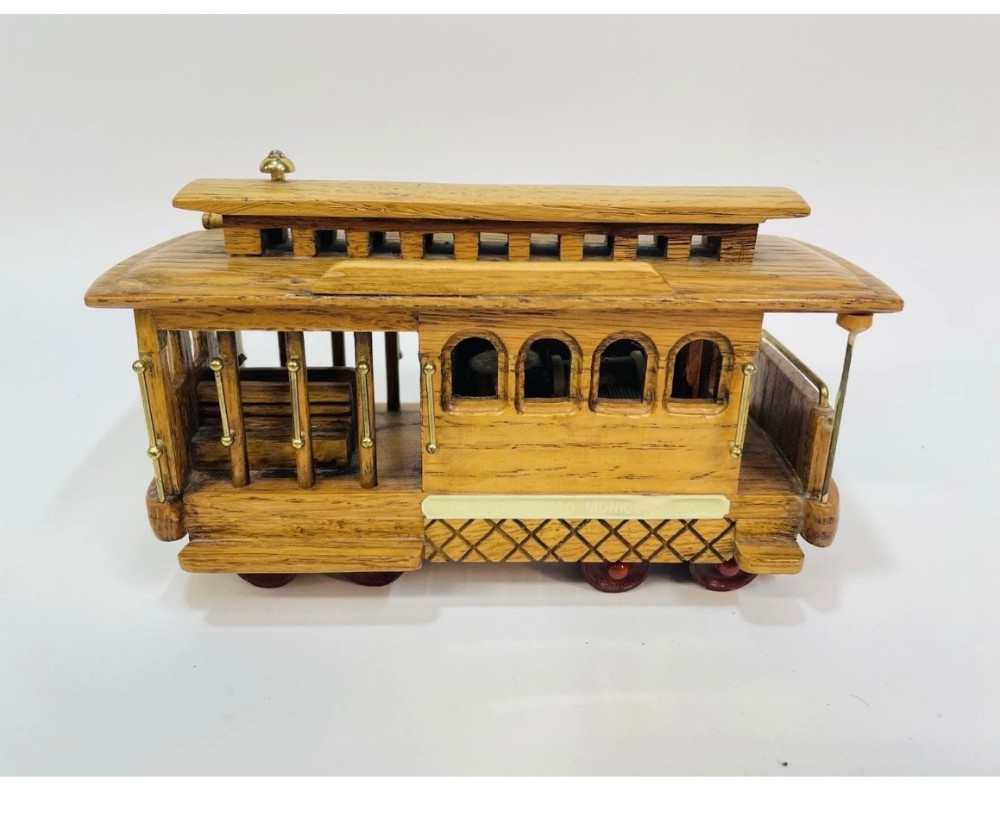 Music Box Wooden San Francisco Cable Car Van Ness Market Streets Souvenir 7 Inches Working