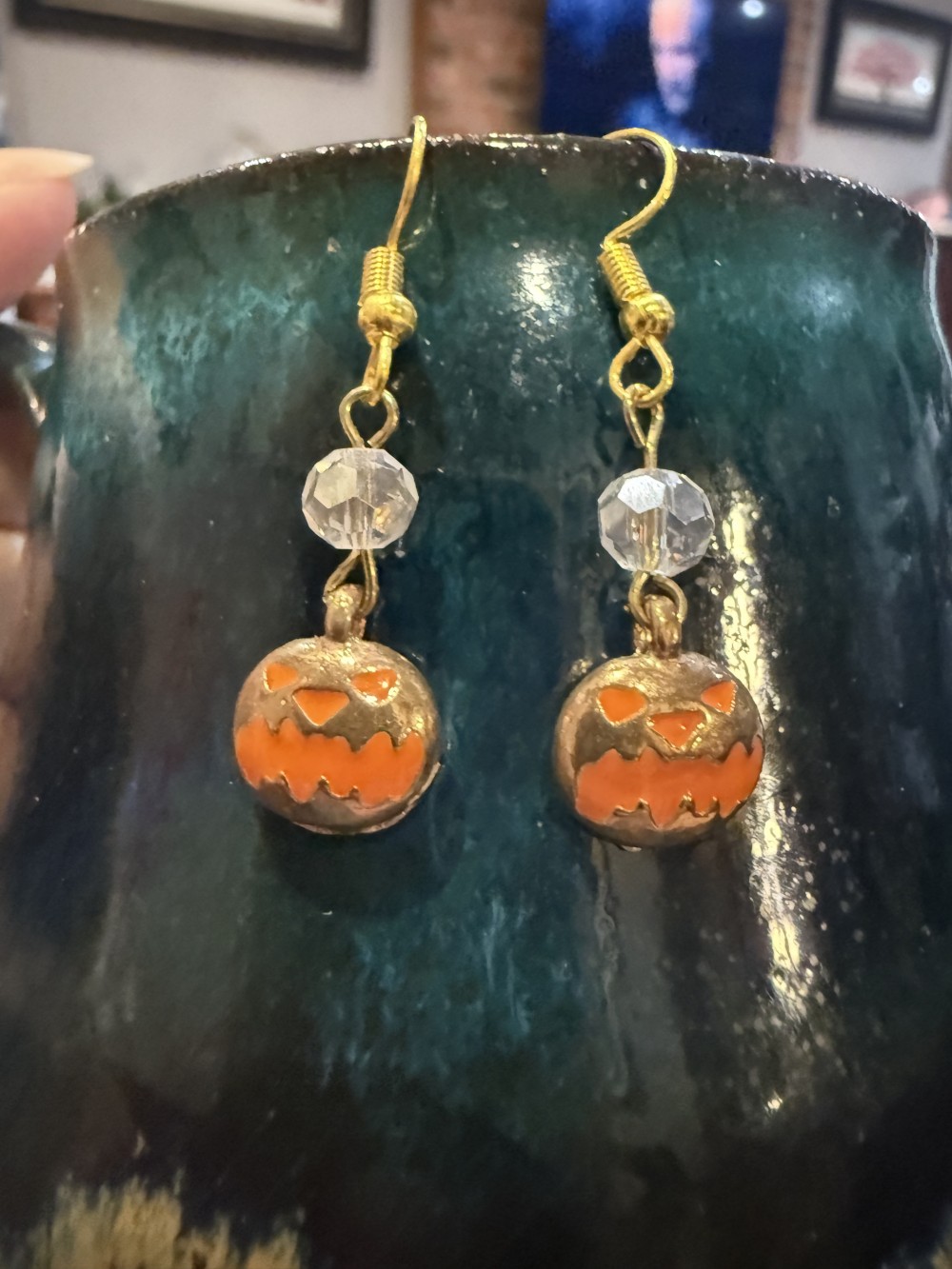 Earrings - Petite Pumpkins Crystal Halloween