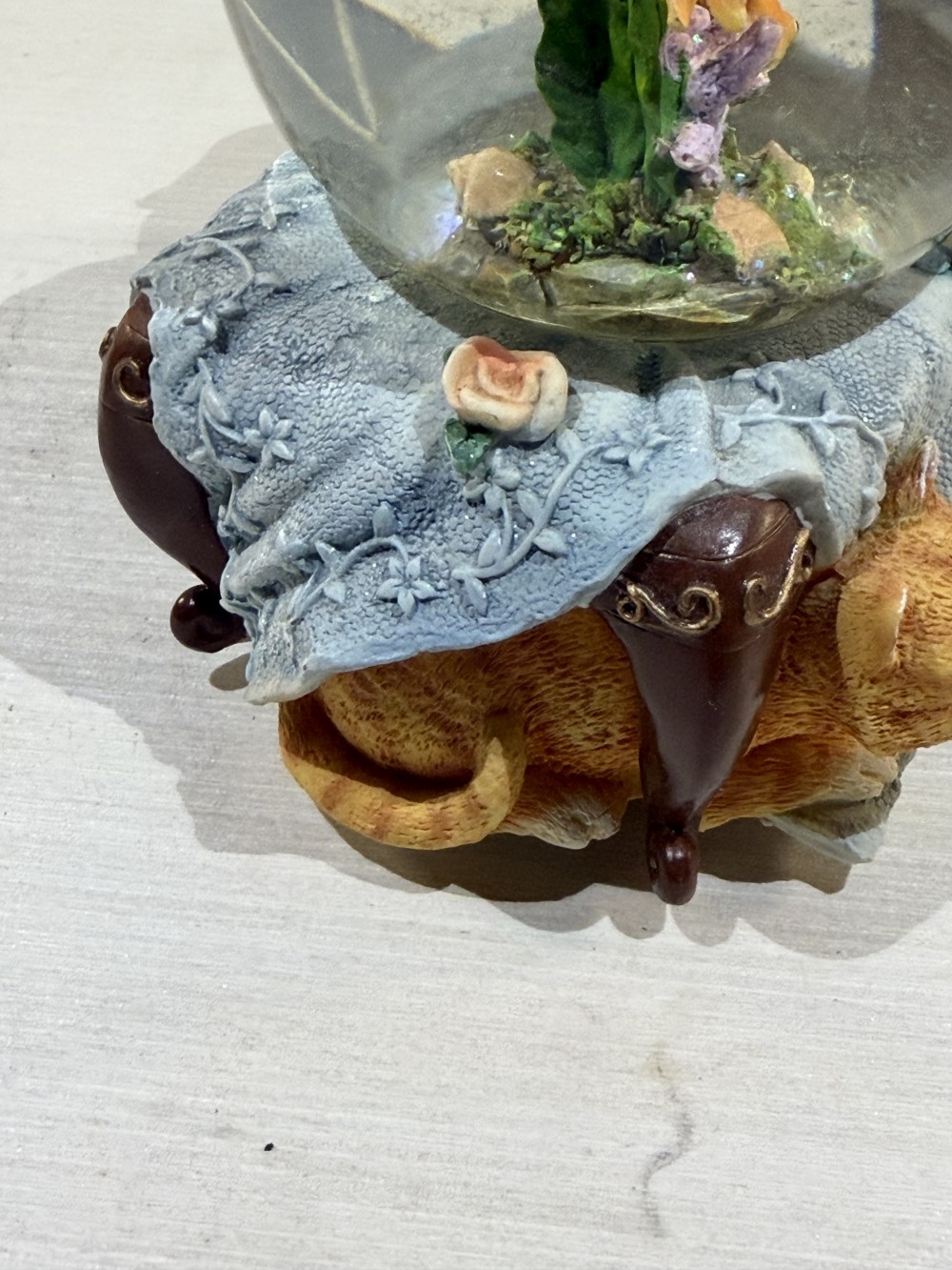 Vintage Cat & Goldfish Bowl Music Box 7’