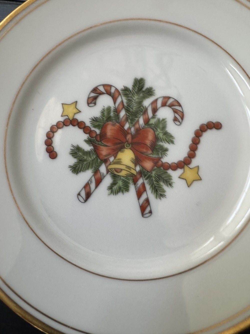 FITZ & FLOYD BREAD PLATES, 