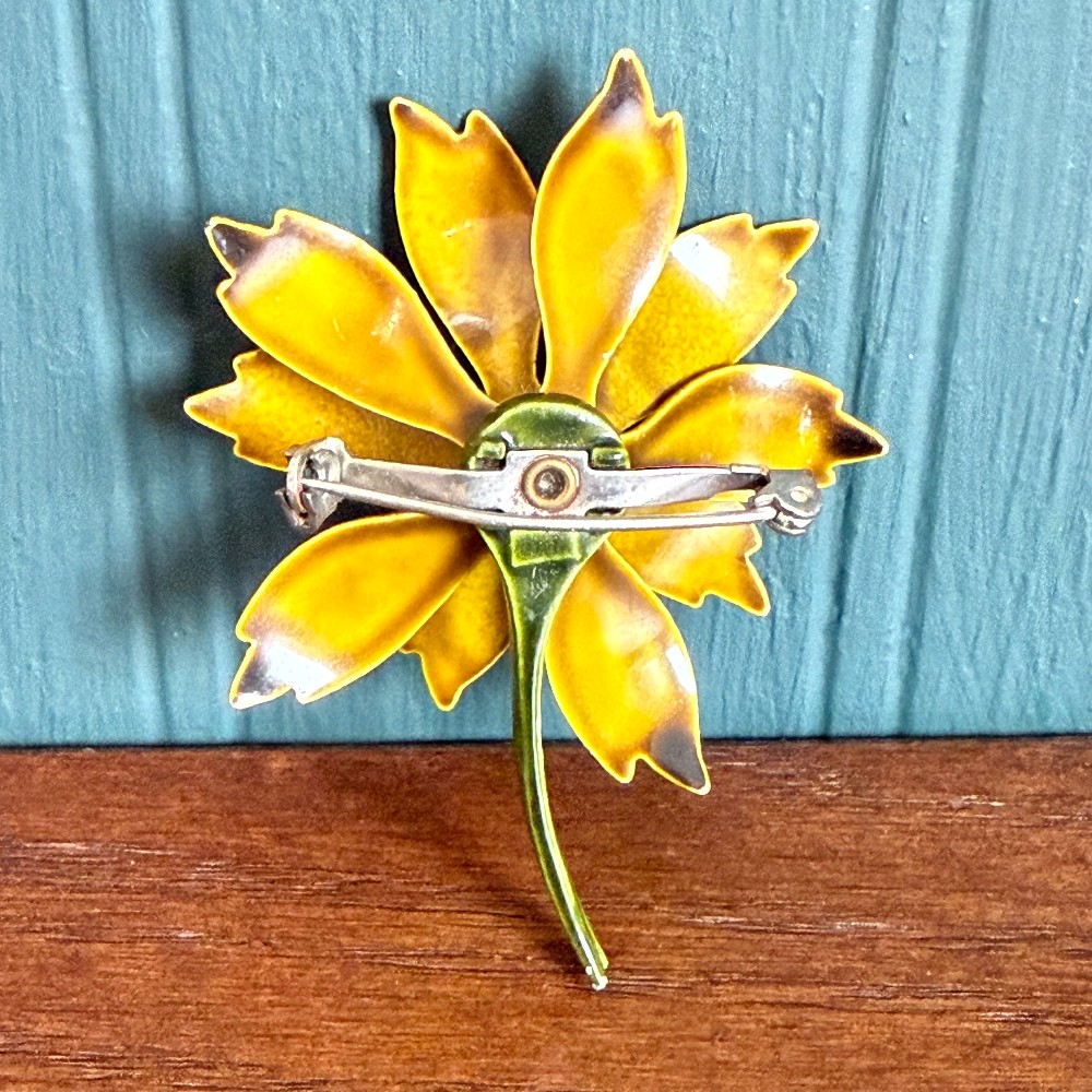1960s Brown Yellow Enamel Flower Brooch