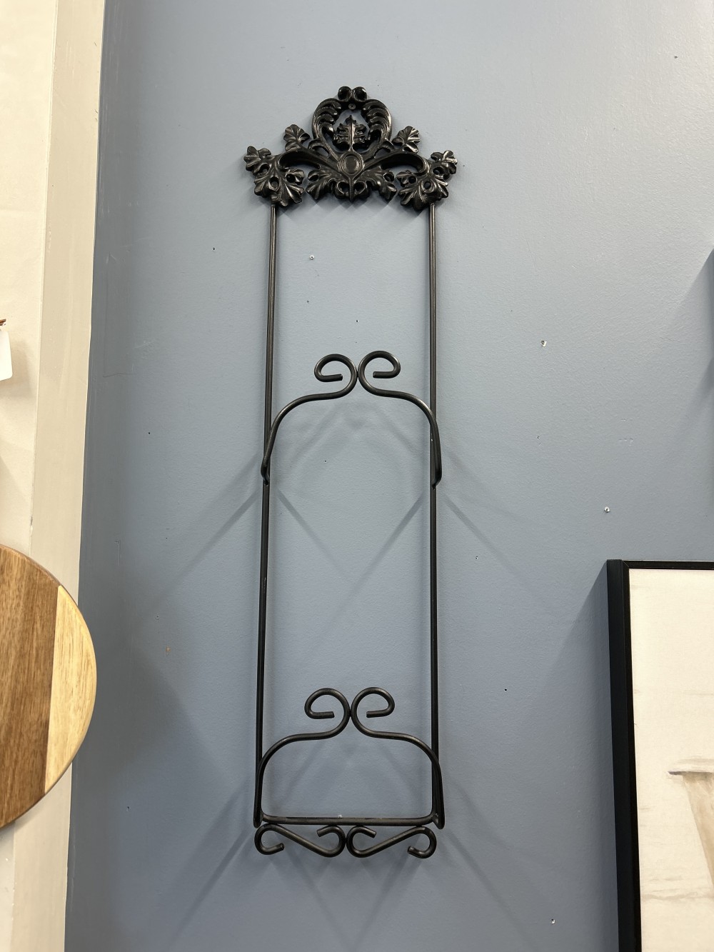 Vertical Metal Plate Rack / Wall Mounted
