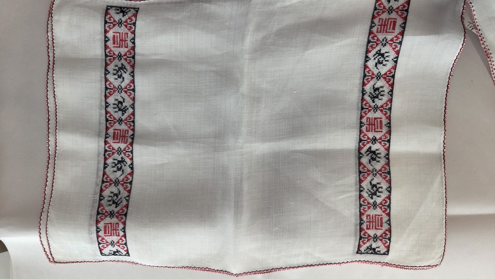 LN-194  set/4 placemats w/deer