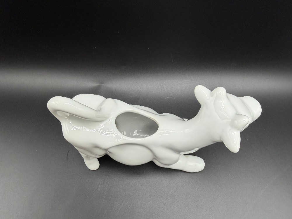 Glossy White Porcelain Cow Creamer Pitcher – Modern Farmhouse Tableware