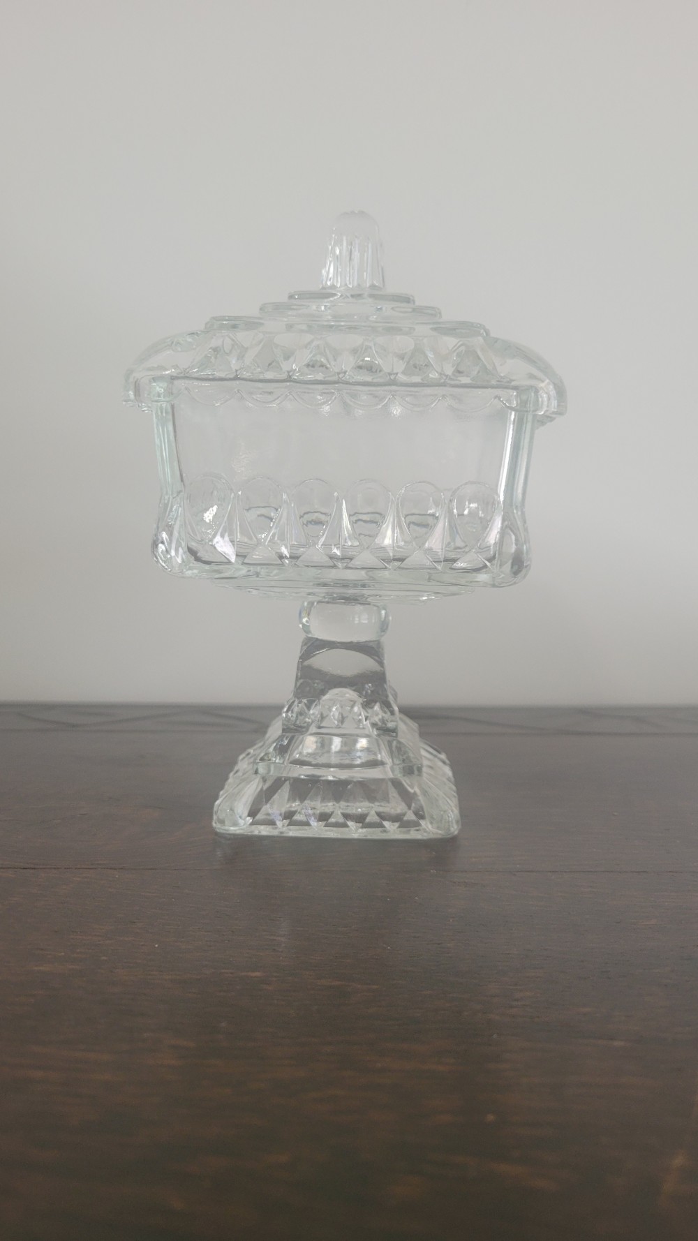 Jeanette Glass Wedding Box