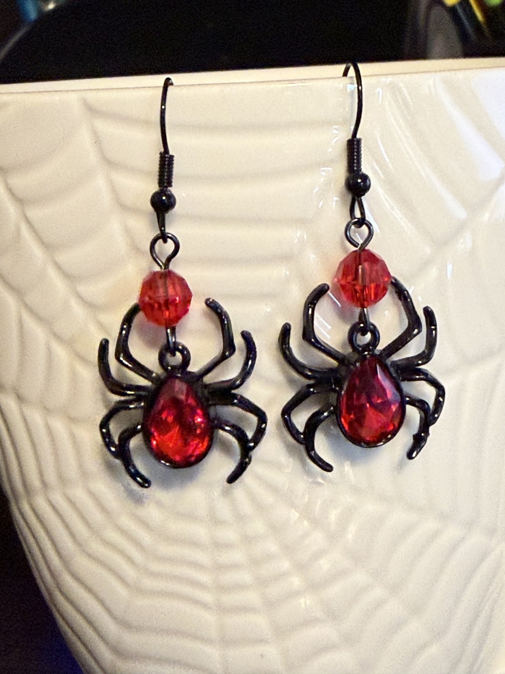 Earrings - Black Spider Red Jewel Abdomen Red Bead