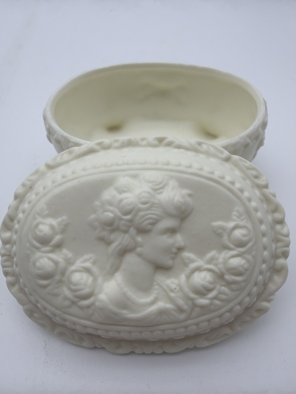 Vintage Bisque Porcelain Cameo Trinket Box