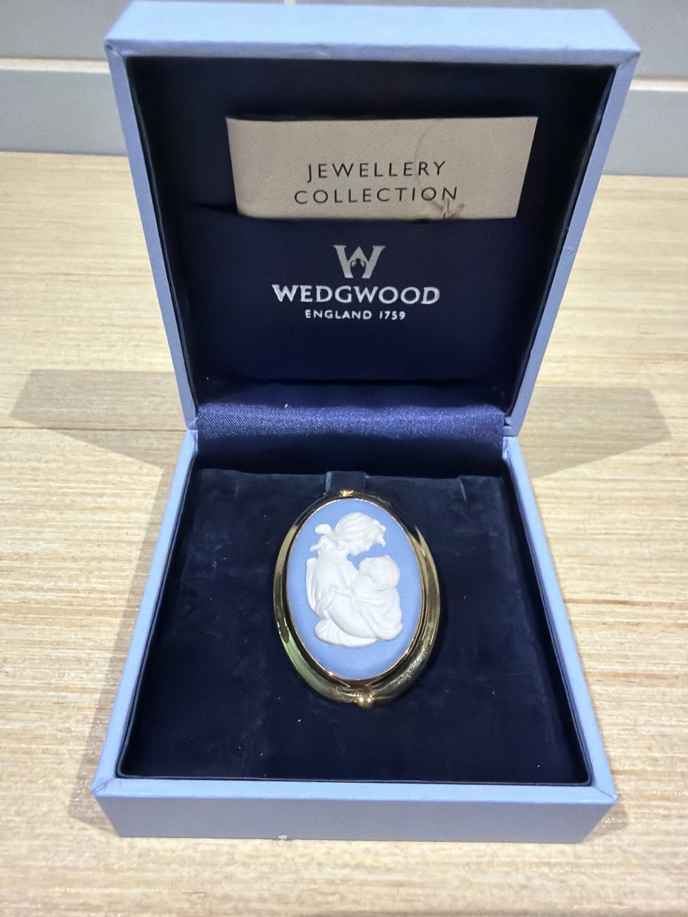 Vintage Wedgewood Cameo Brooch