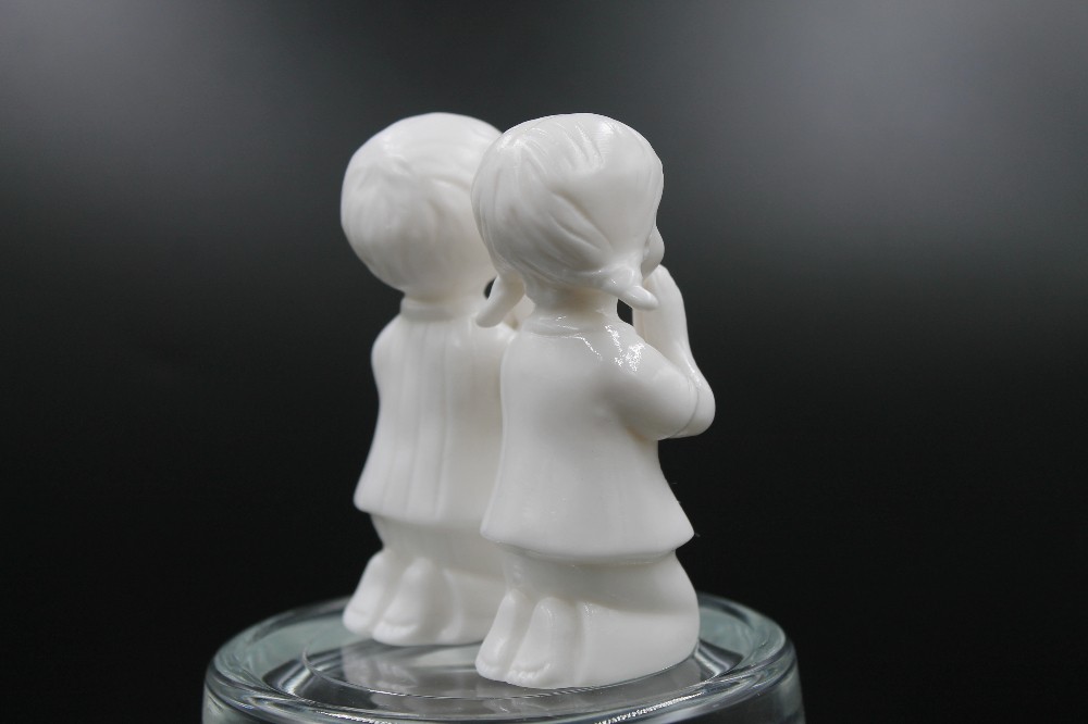Vtg s/2 matte bisque praying boy/girl