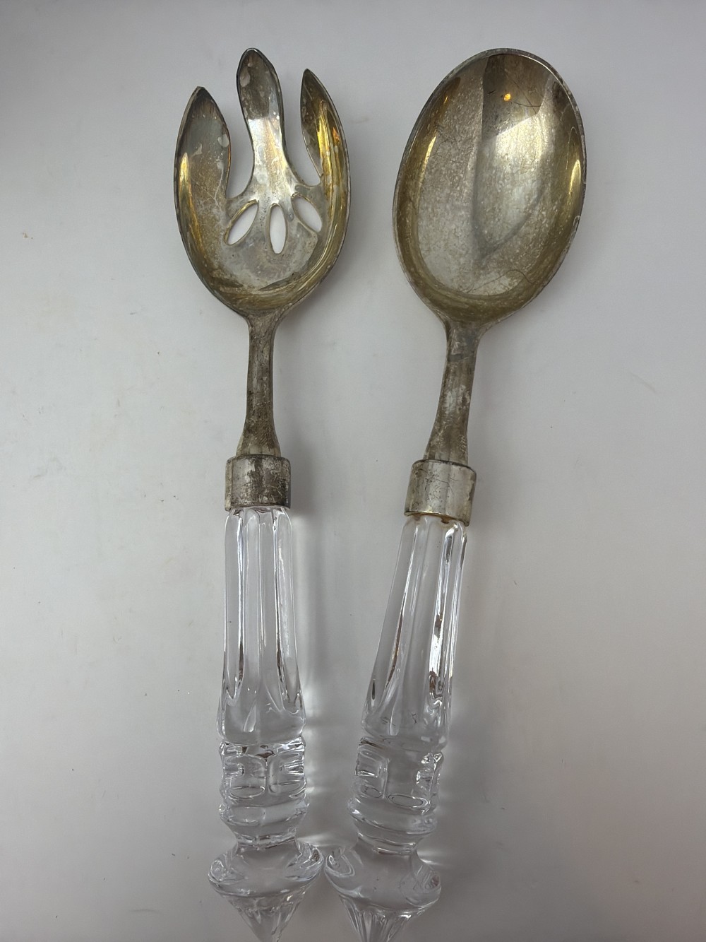 One Vtg Crystal/Silver Plate Server