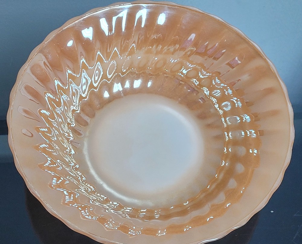 VTG AH Fire King Peach LustreWear salad