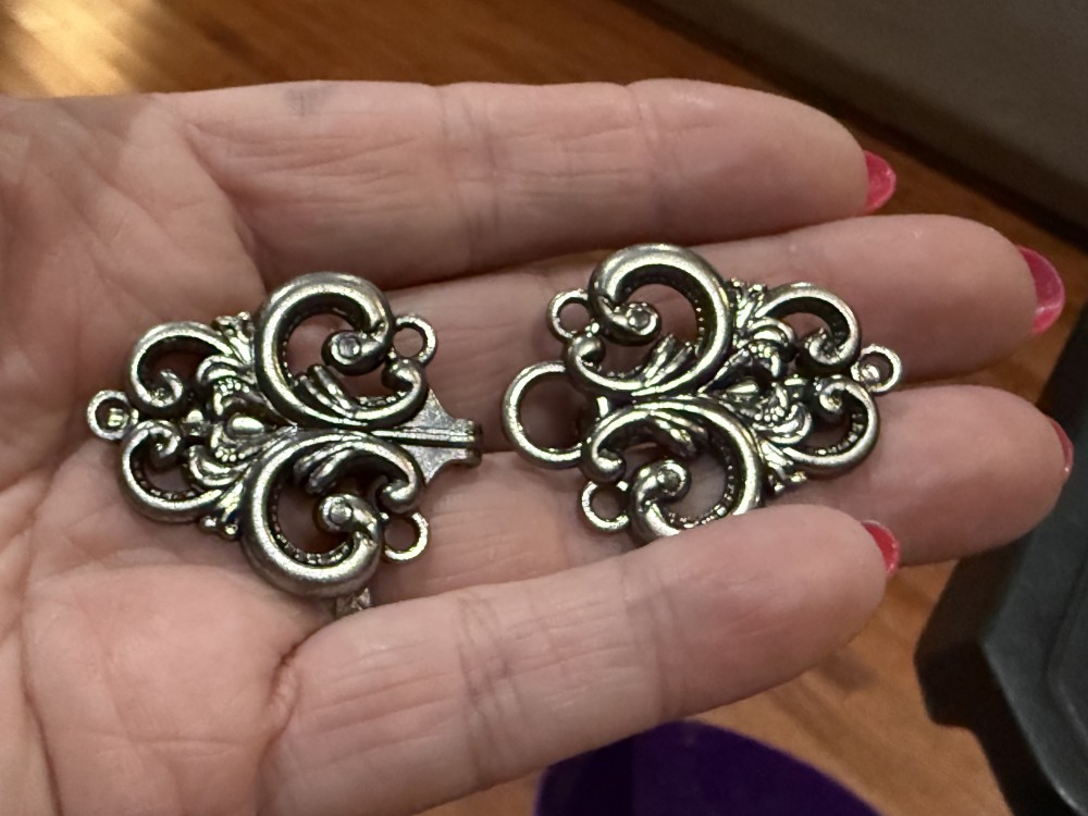 Sweater Clip, Cloak Clip, Dress Clip: Swirls Loops