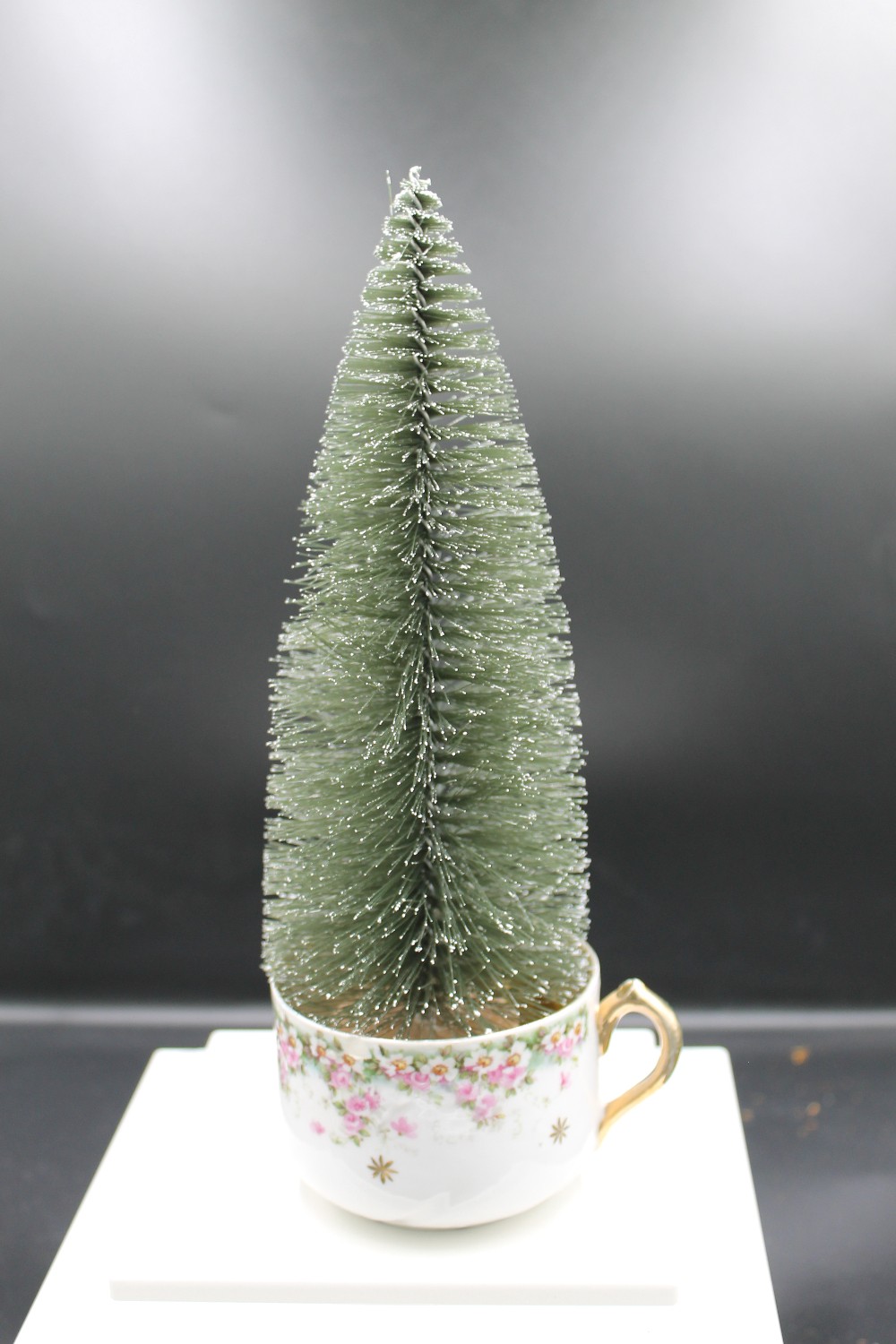 Decorative teacup/removable faux tree white/gold handle/pink flowers