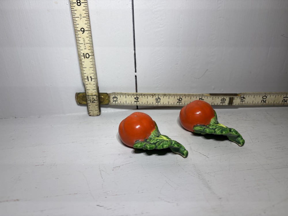 Ceramic Fruit Salt and Pepper Shaker Set Vintage Japan