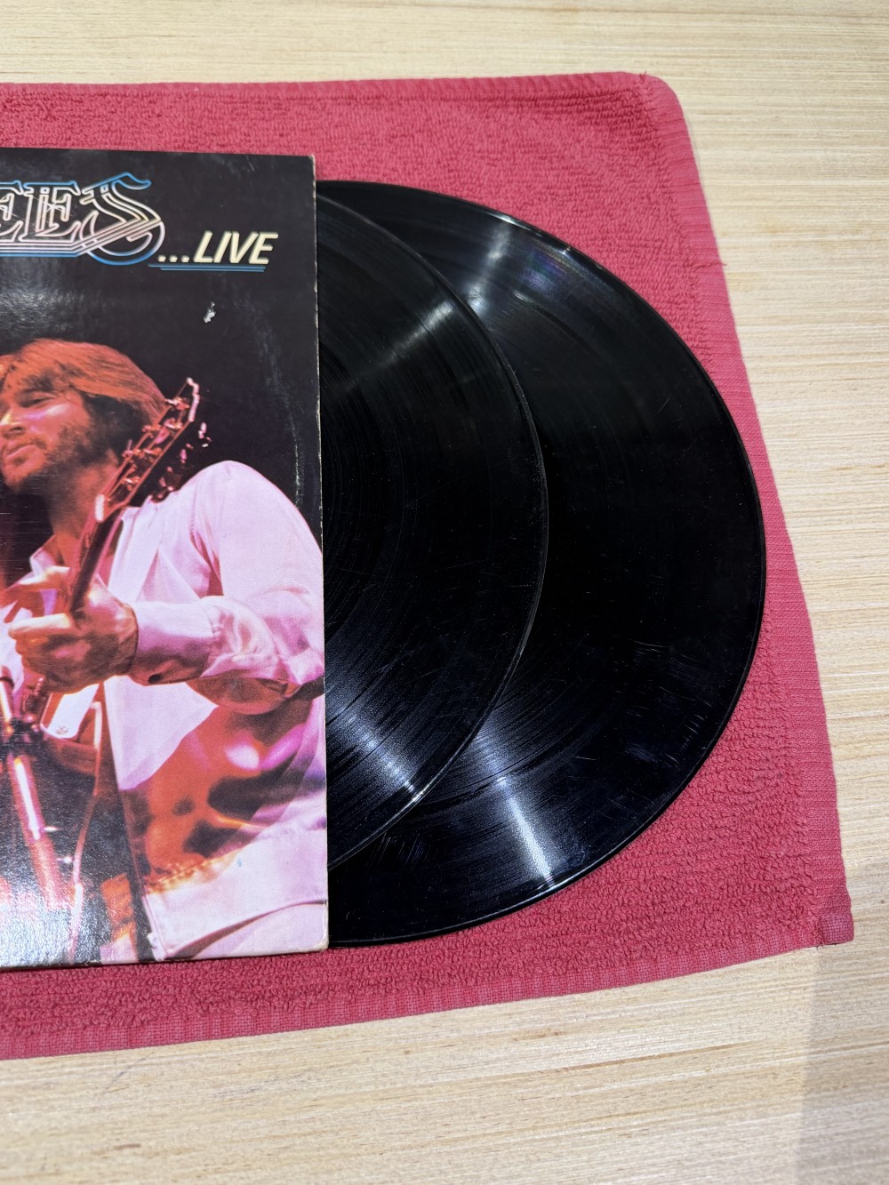 Bee Gees – Here at Last… Bee Gees… Live Vinyl