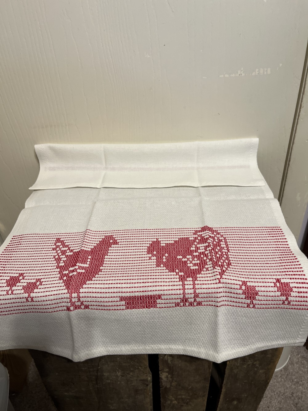 Embroidered Tea Towel - chickens