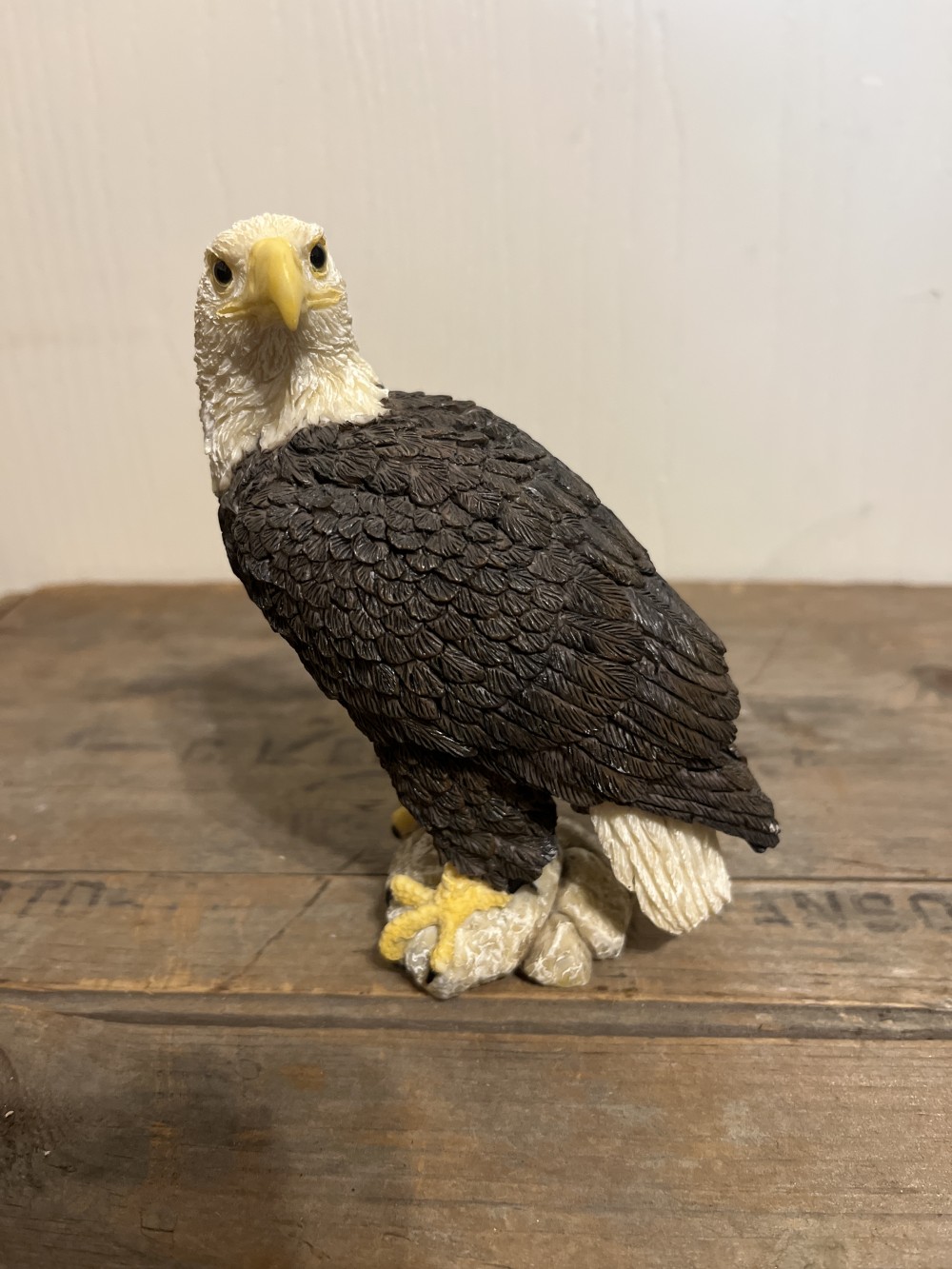 Vtg Stone Critters resin bald eagle