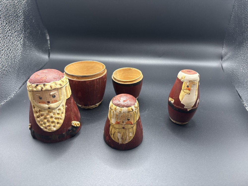 Nesting Santa Set of 3 Vintage