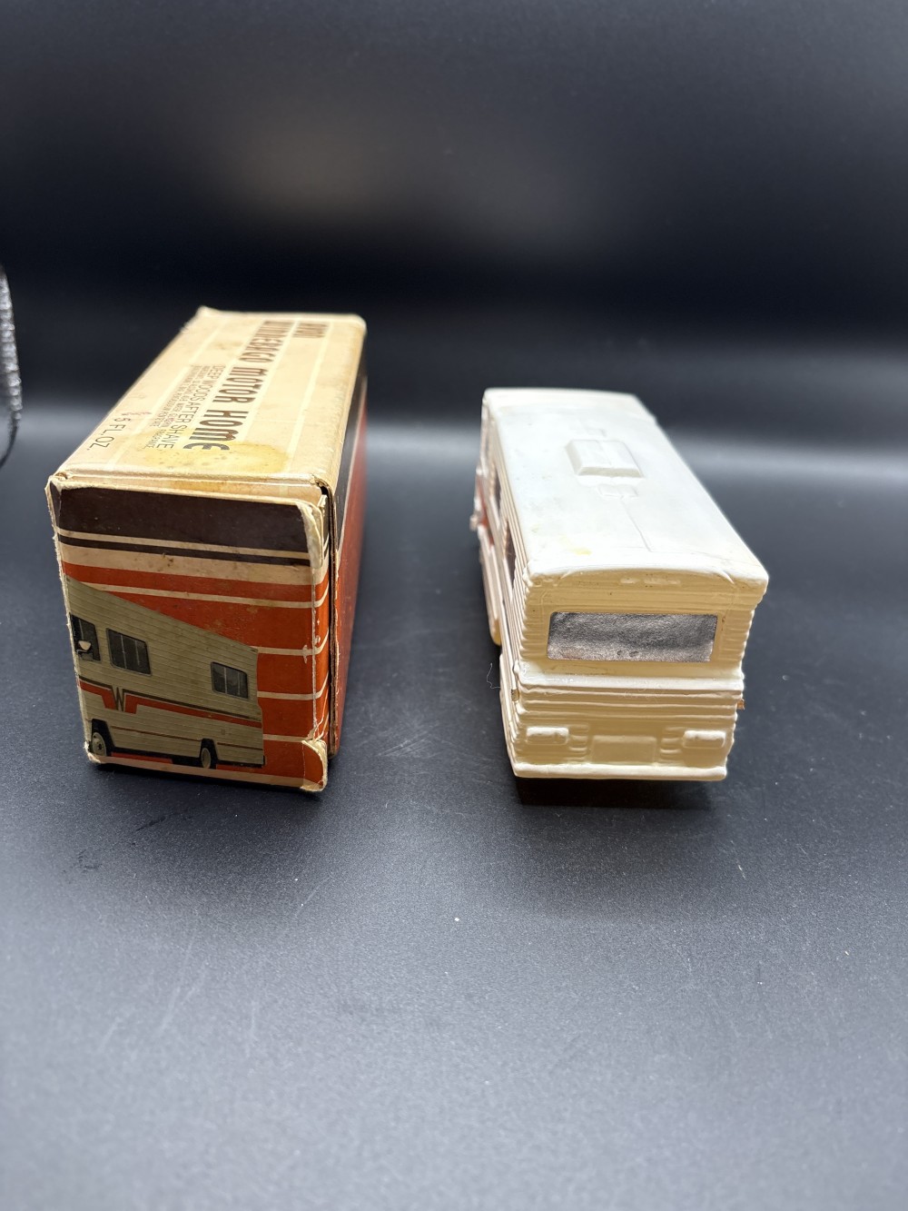 Avon Winnebago Motor Home Aftershave Decanter With Box - Vintage