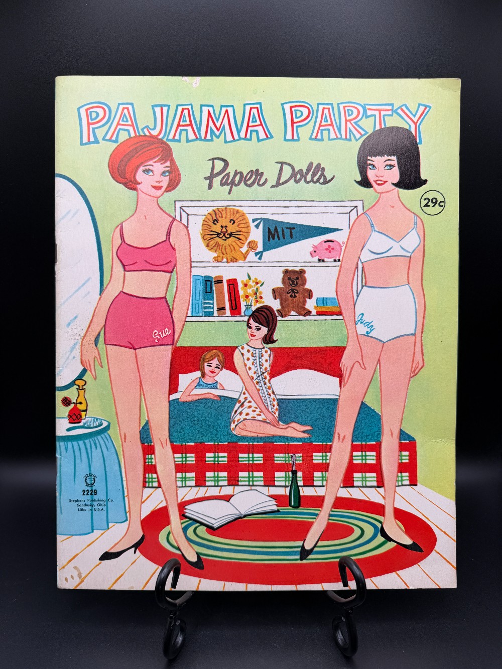 Vintage Paper Dolls - Pajama Party Cutouts Booklet