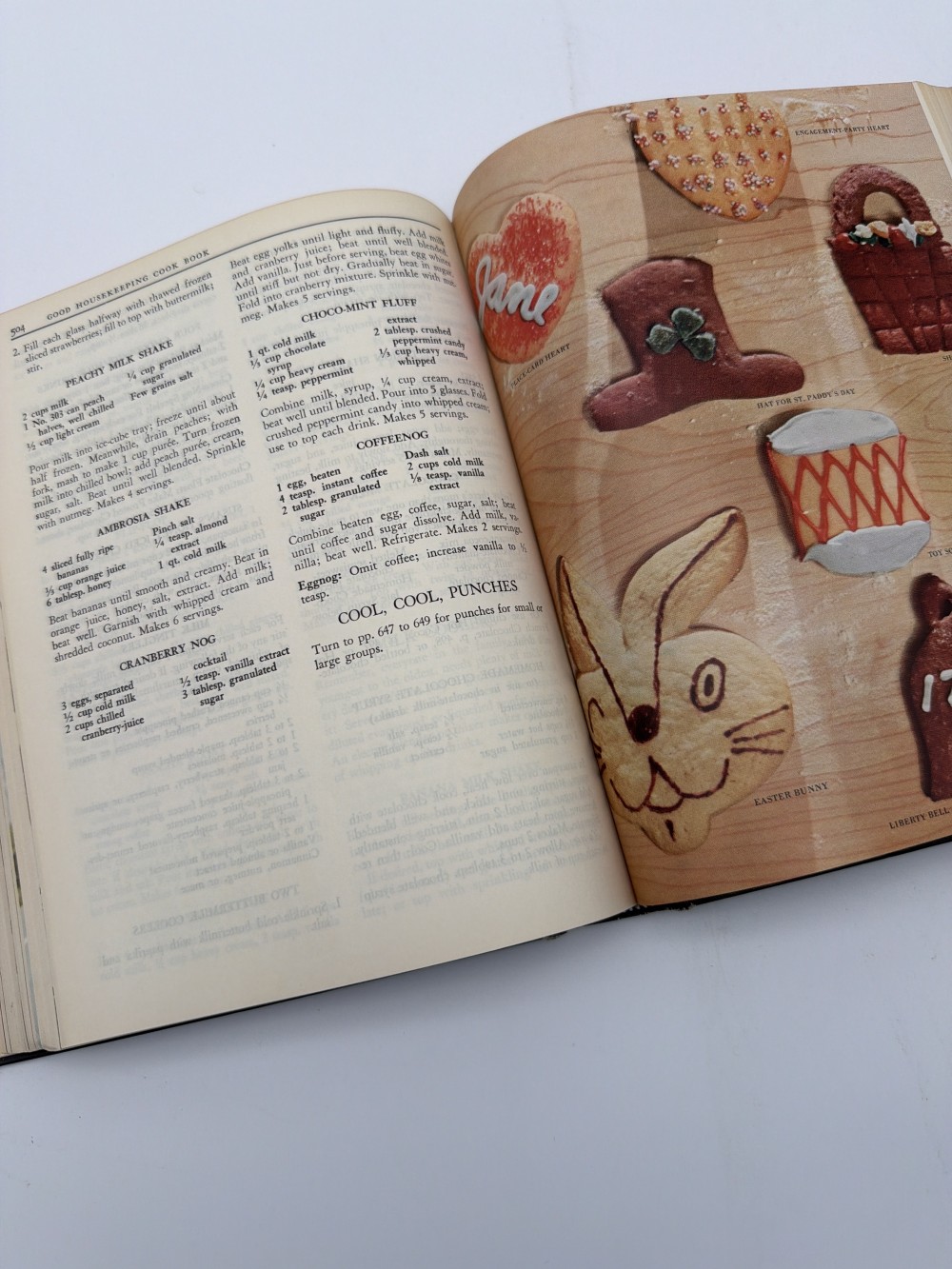 Vintage 1961 Good Housekeeping Cook Book – Mid Century Hardcover Cookbook