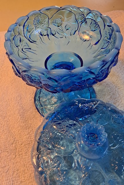 Fenton Waterlily Pattern Pedestal Covered Candy Dish