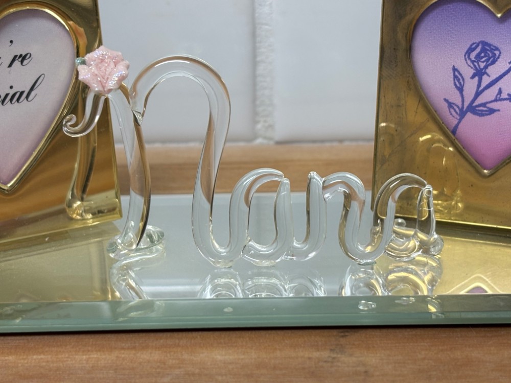 Picture Frame Set Glass Baron Nana Double Heart Photo Frames on Mirrored Base with Glass Script