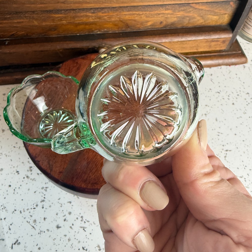 Green Glass Scalloped Creamer and Sugar Set - DANA