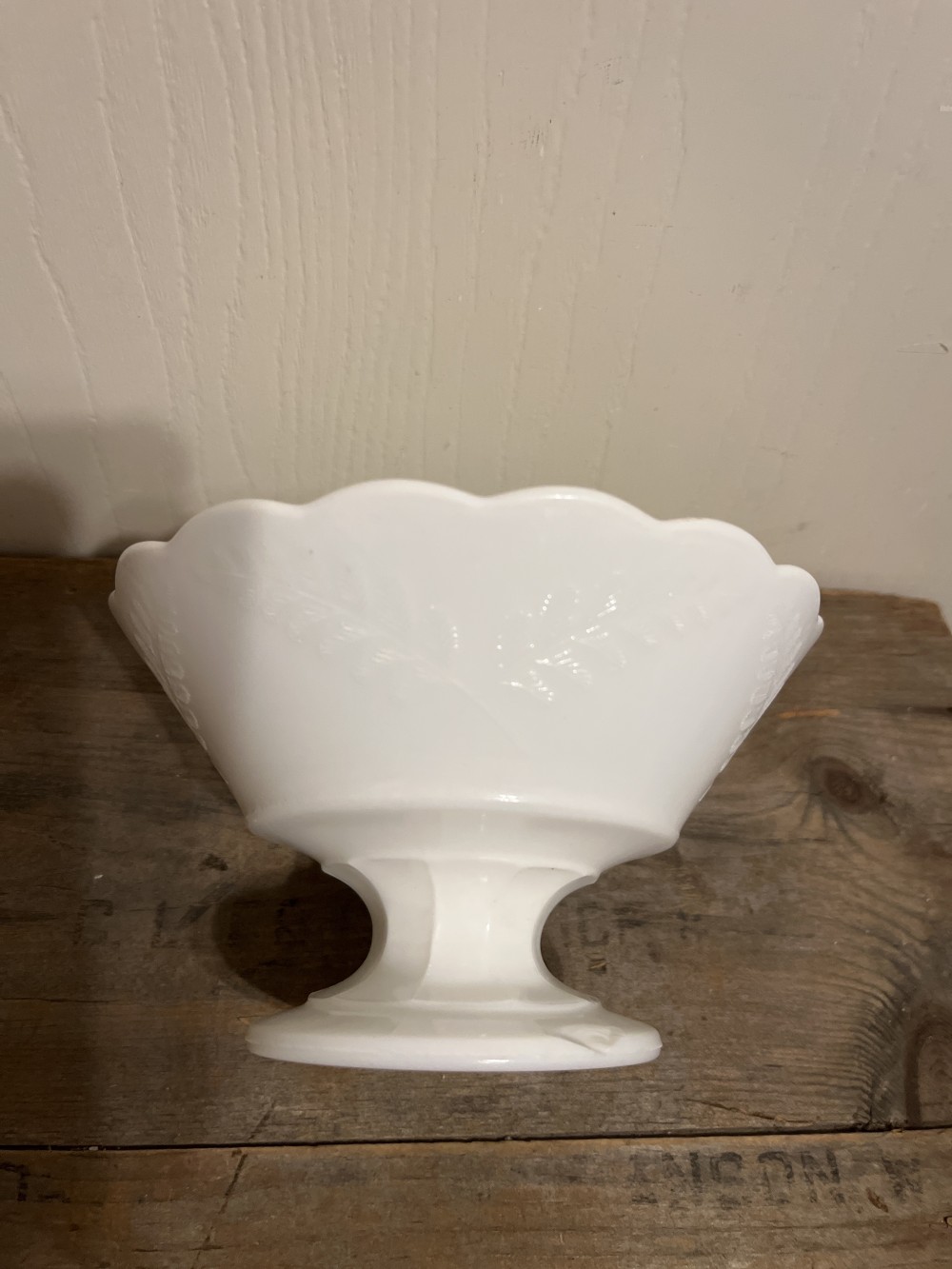 Vtg milk glass pedestal bowl-6” As Is