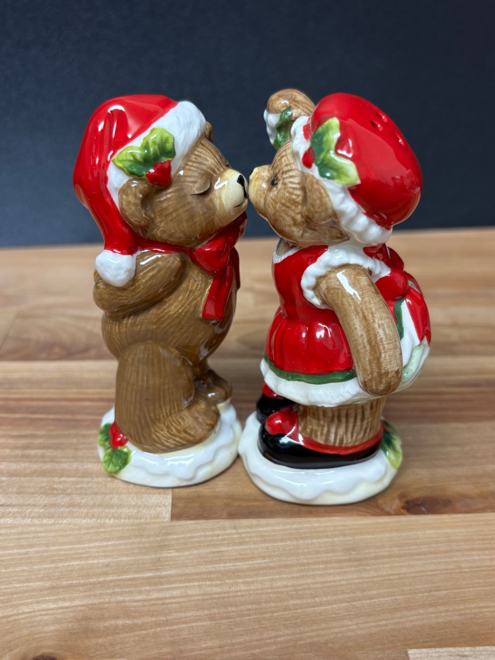 Fitz and Floyd Christmas Teddy Bear Salt & Pepper Shakers Holiday Couple