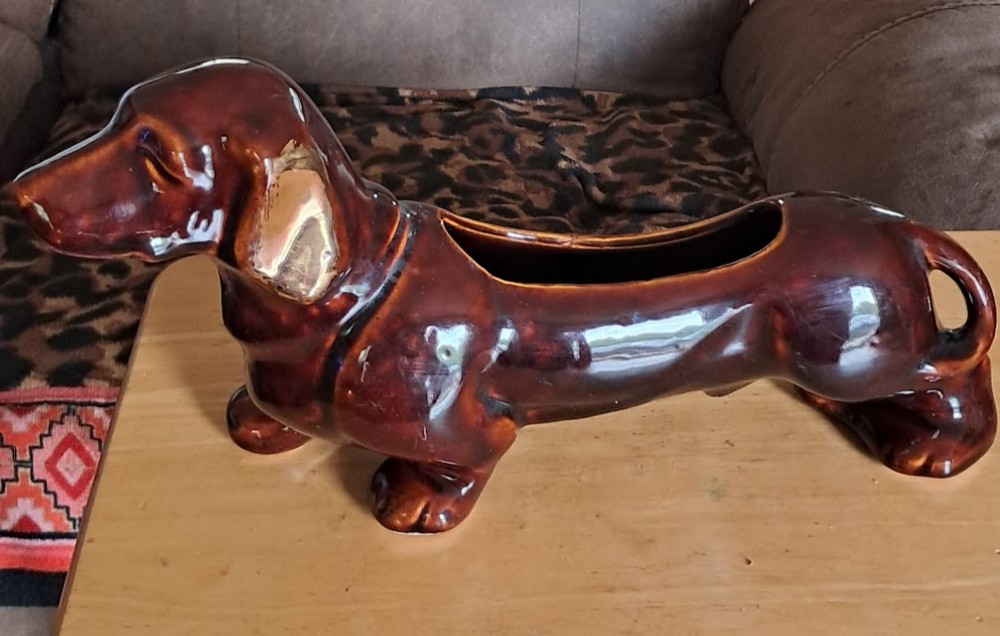 Brown & Gold Dachshund Planter (1970's) 15.5