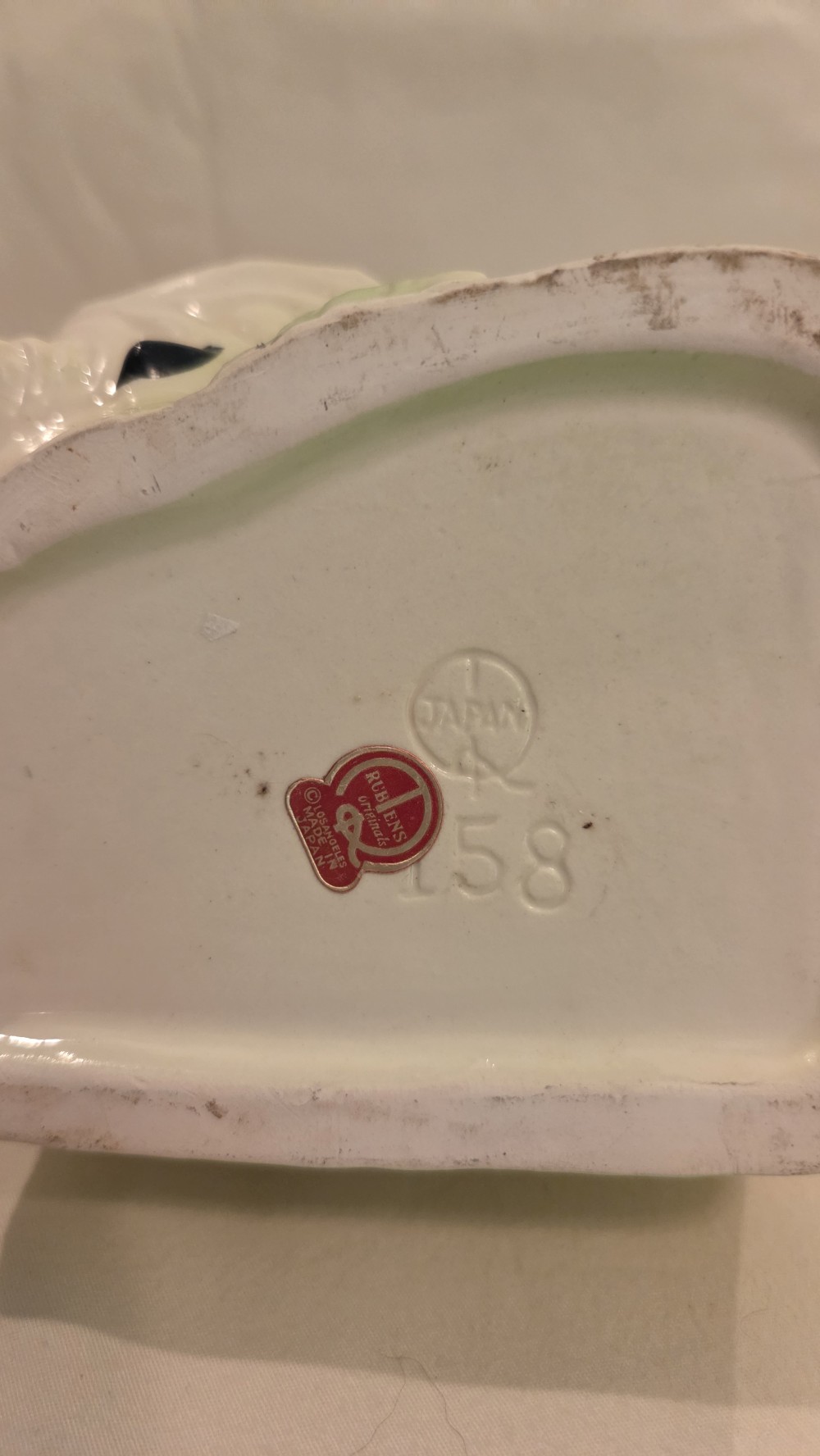 DO-350 vtg  planter girl on swing