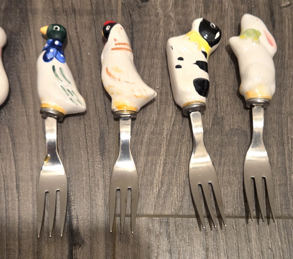 VTG Ceramic Farm Animals Forks + 1 Spreader