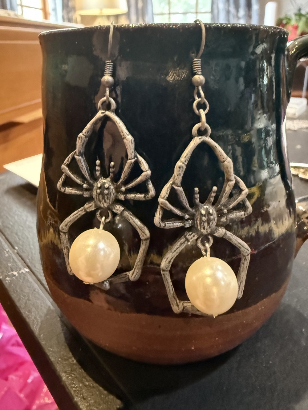 Earrings - Pewter Spider Dangling Pearl