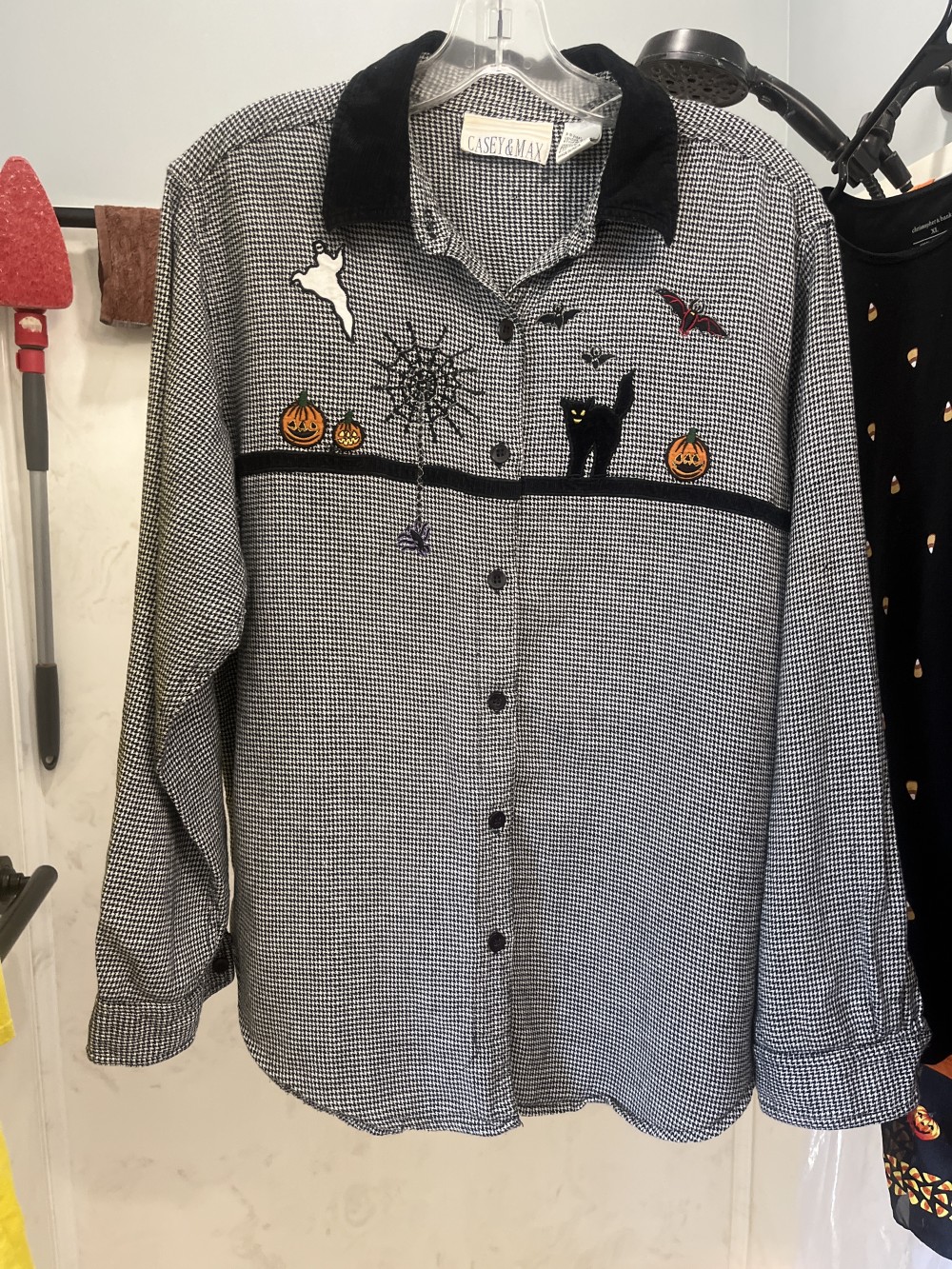 Halloween LS blouse size L