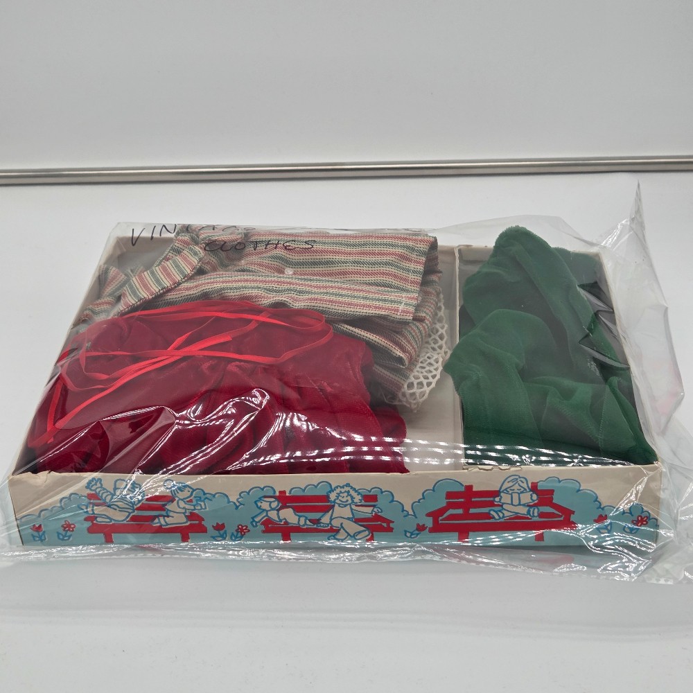 Lot of VTG Baby Clothes 14-16 inch Red & Green