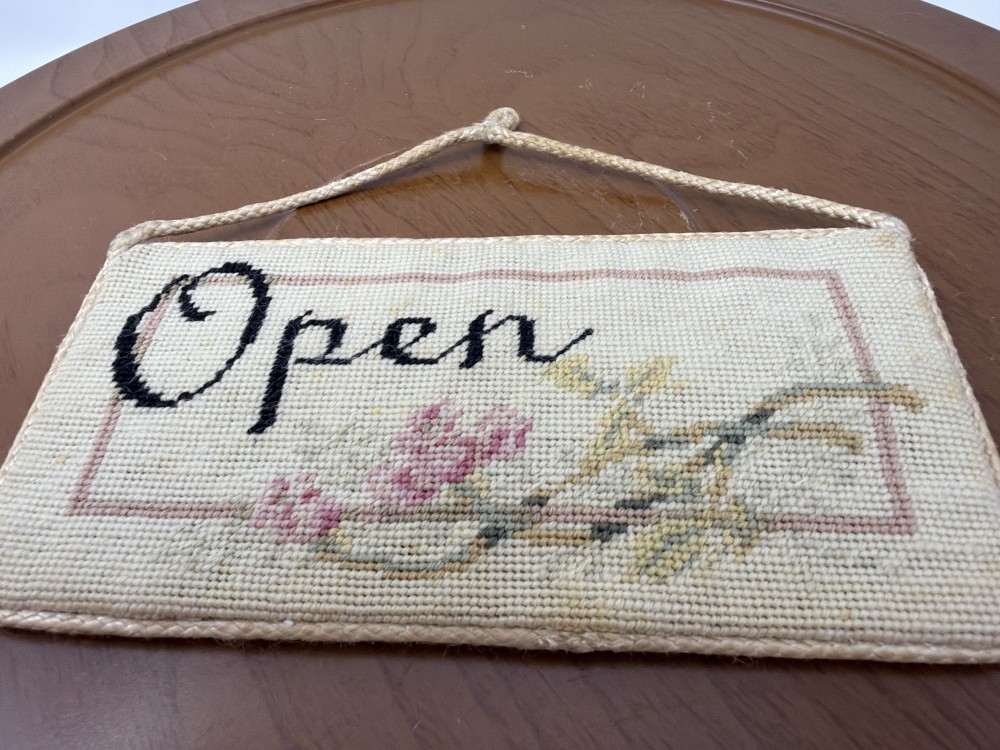Vtg Handmade Open/Closed Sign